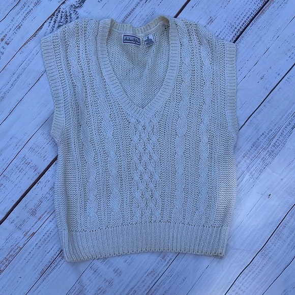 St. John Sweaters - Vintage Andrew St. John Cream V-Neck Cable Knit Sweater